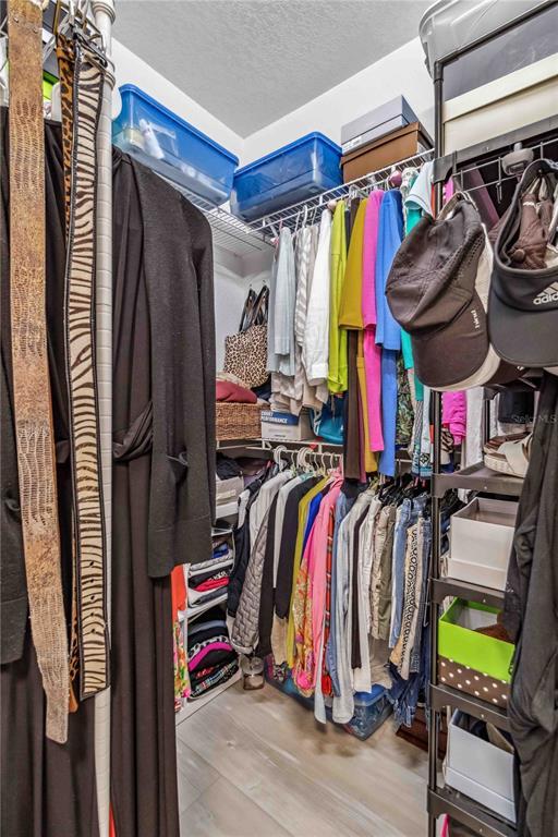 Building Photo - 4106 Central Sarasota Pkwy