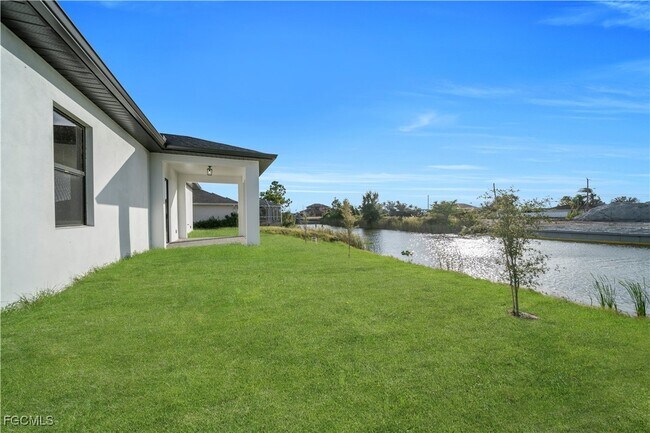 Building Photo - 1612 NW 9th Ave