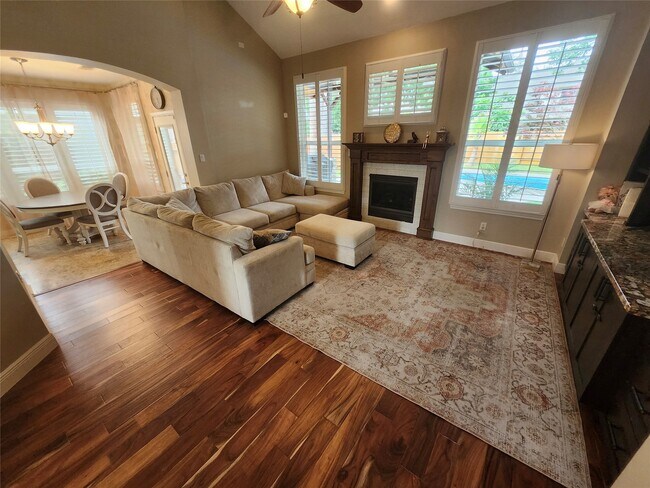 Building Photo - 14422 Light Falls Ct