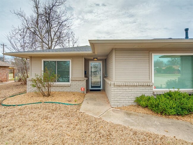 Building Photo - 8 South Ave