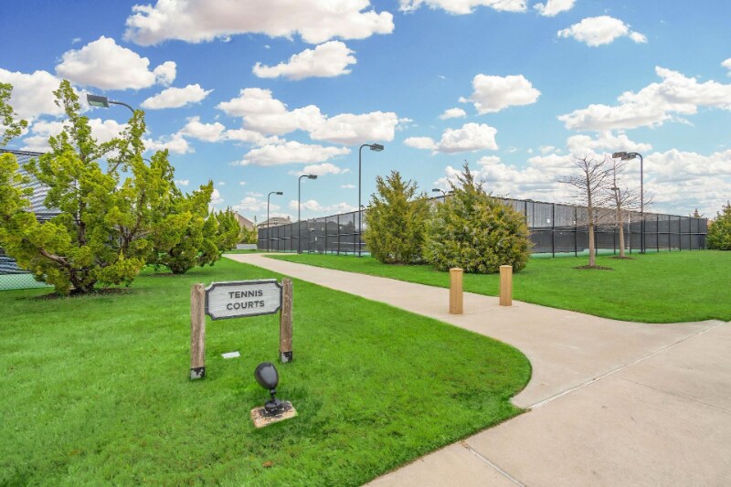 Building Photo - 2043 Wimberley Dr