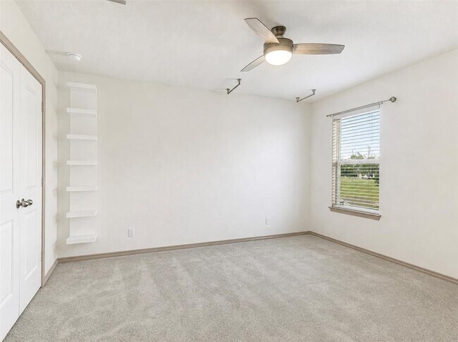 Building Photo - 157 Werner Dr