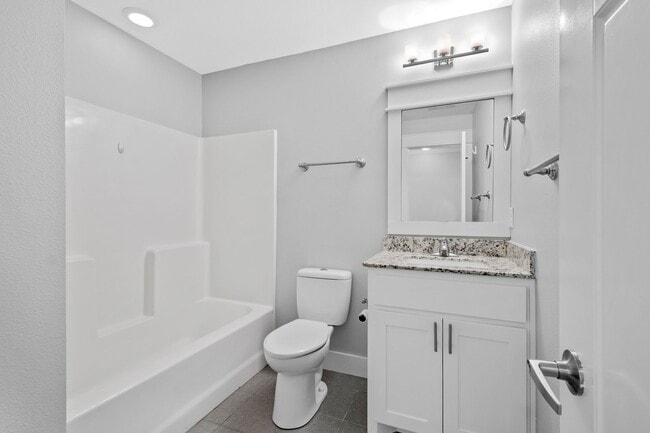 Building Photo - Bright & Cozy 3-Bedroom, 2-Bathroom Home with Fenced Yard!