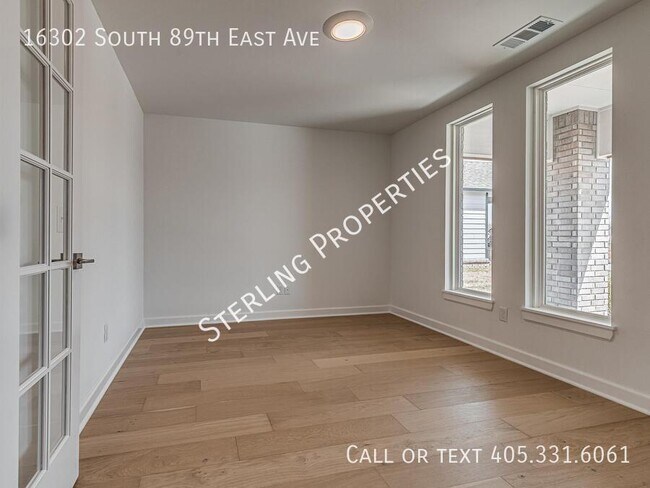 Building Photo - 16302 S 89th E Ave