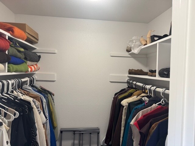 closet # 3 - 2733 Harbor Blvd