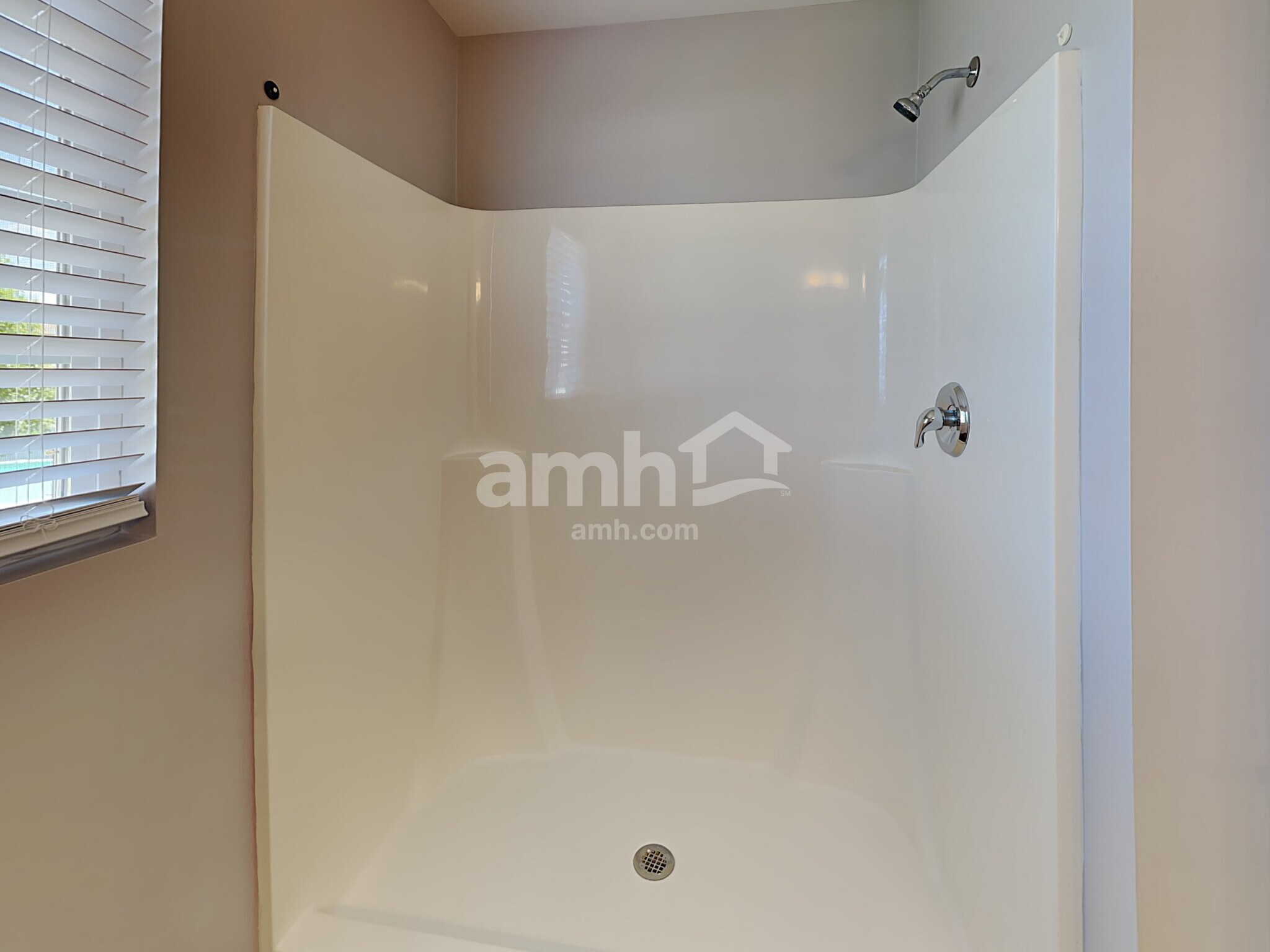 Building Photo - 1836 Sunset Ln