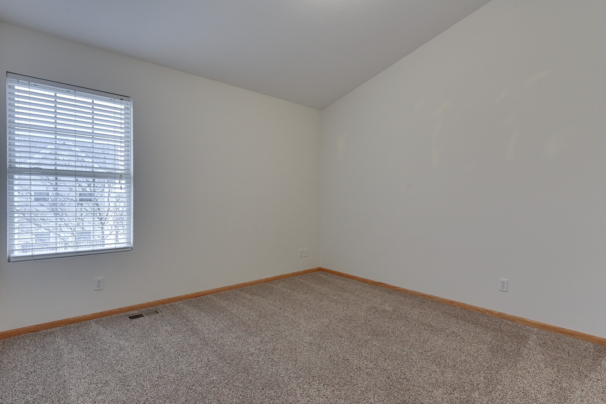 Building Photo - 6759 S 181st Ct