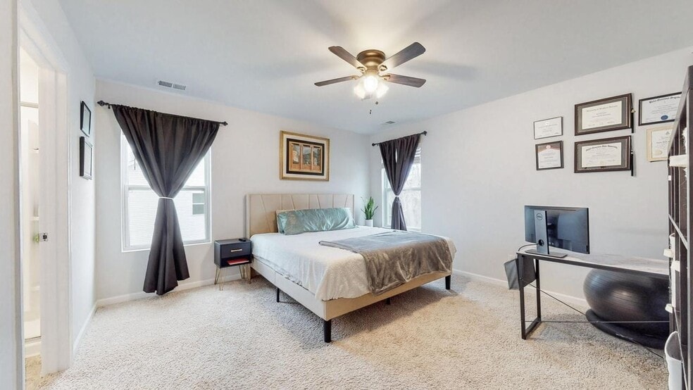 Building Photo - 5059 Hunters Village Dr