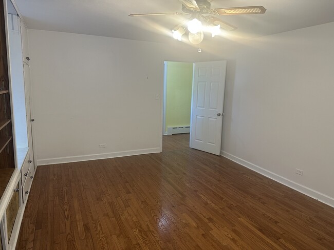 Building Photo - 3896 Drexel Ave