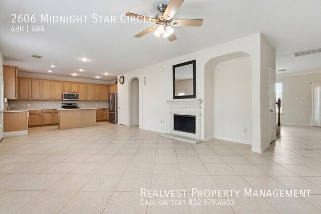 Building Photo - 2606 Midnight Star Cir
