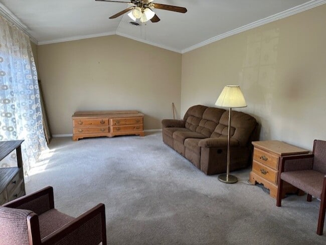 Building Photo - 24 Mel-Ron Ct-