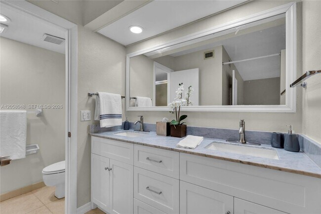 Building Photo - 2930 SW 87th Terrace