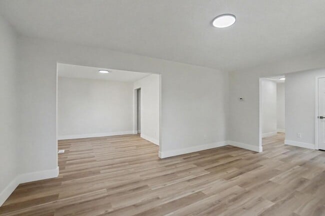 Building Photo - 7882 Lockport Blvd