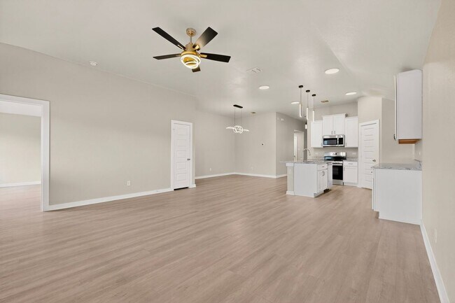 Building Photo - 7619 Toledo Bend