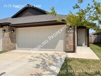 Building Photo - 2428 Northcreek Ln