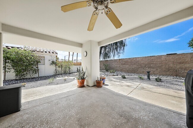 Building Photo - 77717 Cll Las Brisas S
