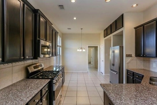 Building Photo - 16839 Kilgarth Dr