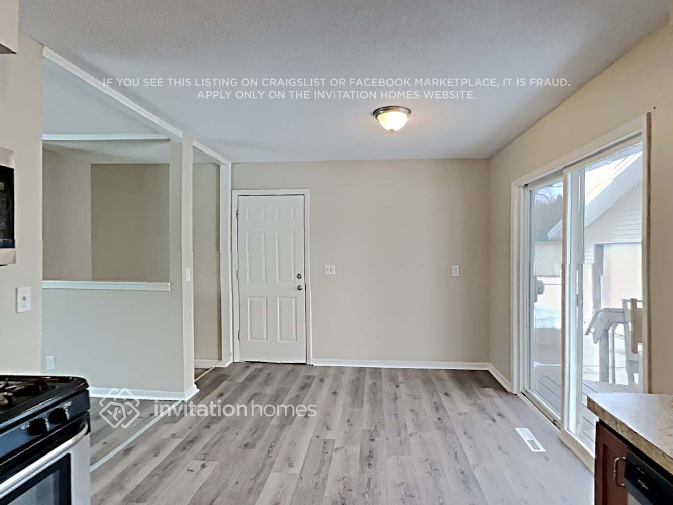 Building Photo - 224 Oak Park Dr NE