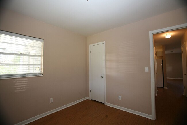 Building Photo - 3 bedroom home with large yard on the west end!