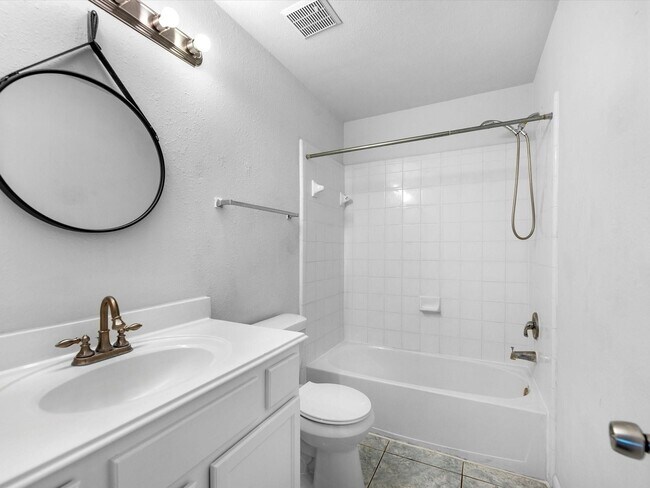 Building Photo - 14306 Spring Marsh Ct