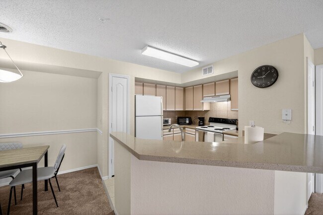 Building Photo - 755 Sybilwood Cir