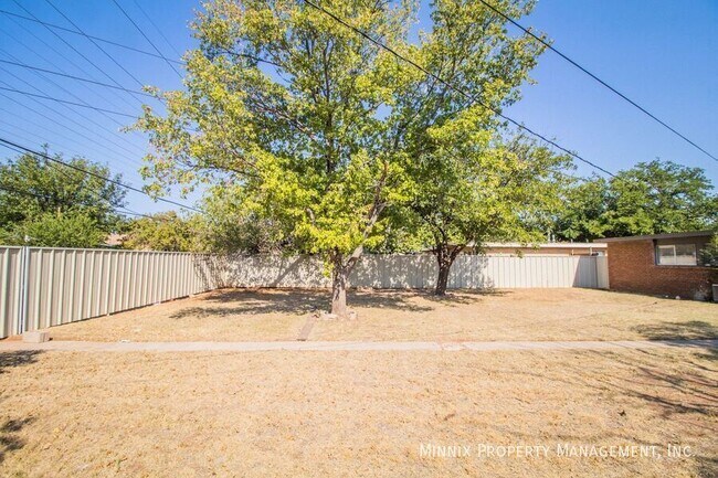 Building Photo - 2710 68th St