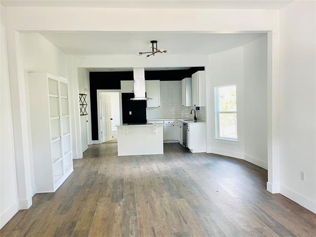 Building Photo - 2210 Langford St