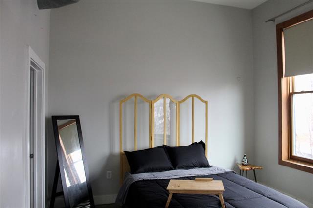 Building Photo - 2502 Live Oak St