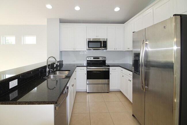 Building Photo - Gran Palm Annual Home for Rent
