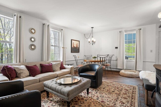 Primary Photo - 38 Exeter Rd