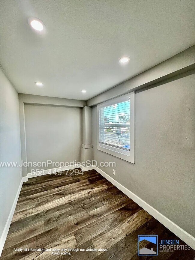 Building Photo - Louisiana St (3623-3627)