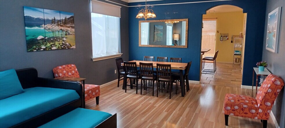 Building Photo - 2393 Sapphire Ridge Way