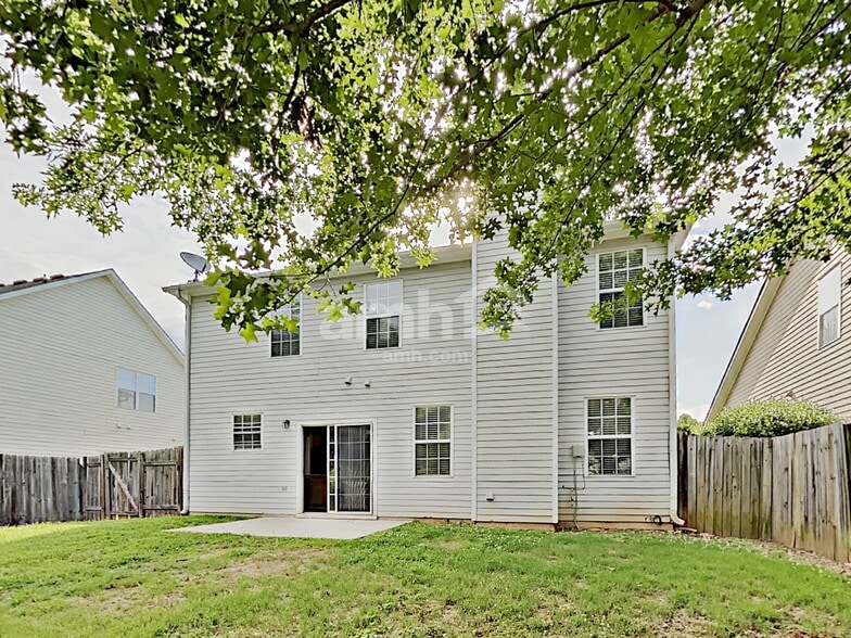 Building Photo - 1530 Anna Ruby Ln