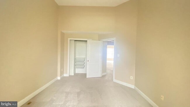 Building Photo - 580 Orchard Ridge Dr