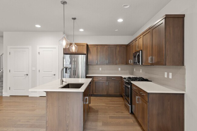 Building Photo - Beautiful 4 Bedroom, 2.5 Bath Home for Rent in Annand Heights, Tigard, OR