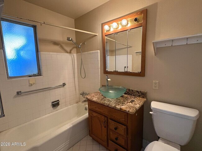 Building Photo - 12819 N 111th Dr