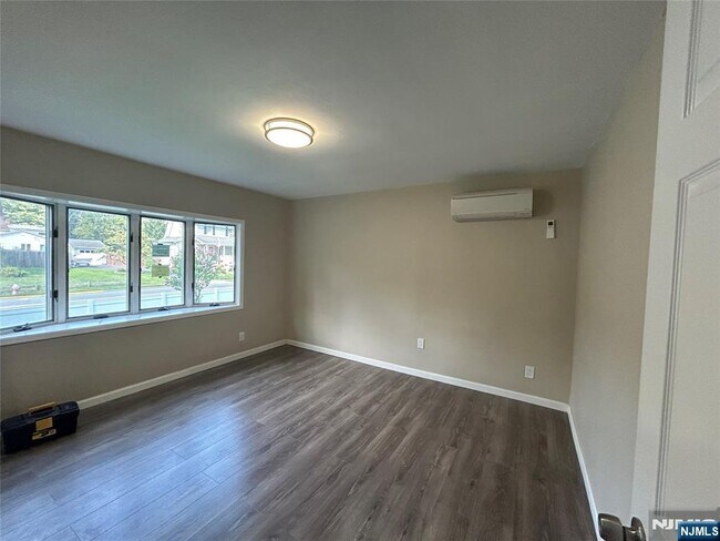 Building Photo - 380 Milford Ave.