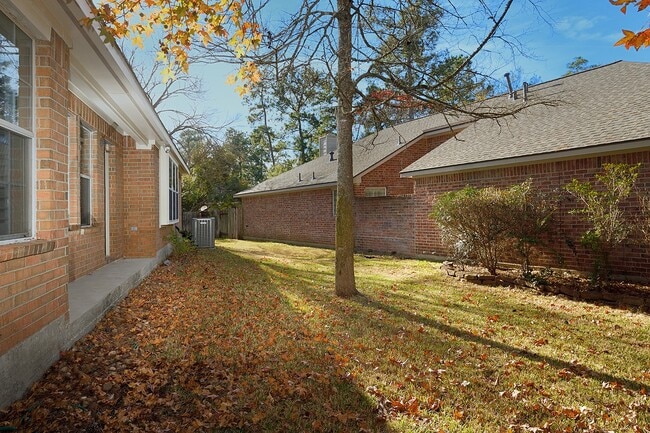 Building Photo - 78 E Foxbriar Forest Cir