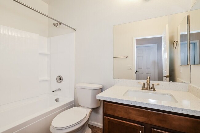 Building Photo - 15137 W Alexandria Way