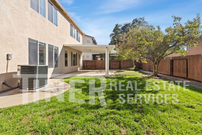 Building Photo - 9808 Spring View Way