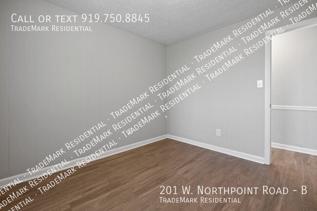 Building Photo - 201 W Northpoint Rd