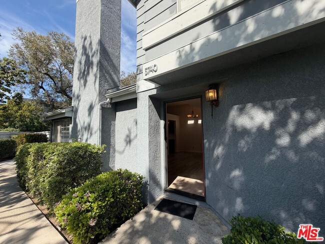 Building Photo - 5740 Canterbury Dr