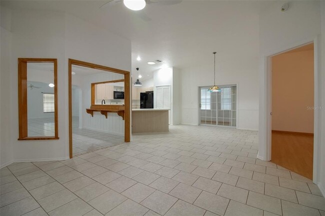 Building Photo - 3150 Big Valley Dr