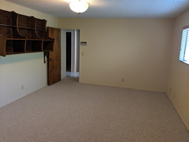 Building Photo - 203 Patricia Ct