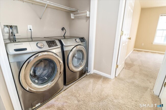 Building Photo - 2004 Eaton Ct