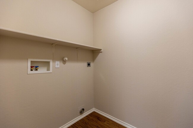 Building Photo - 6447 Miners Hill