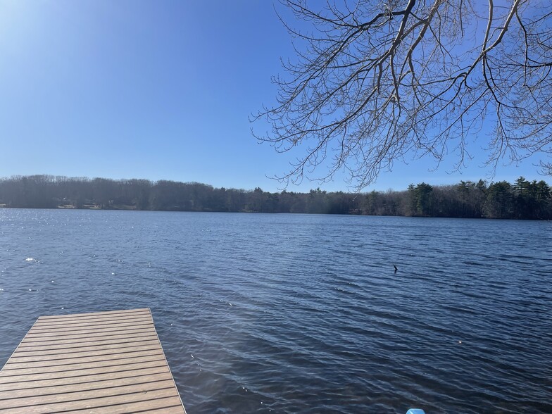 Building Photo - 46 Prindle Hill Rd