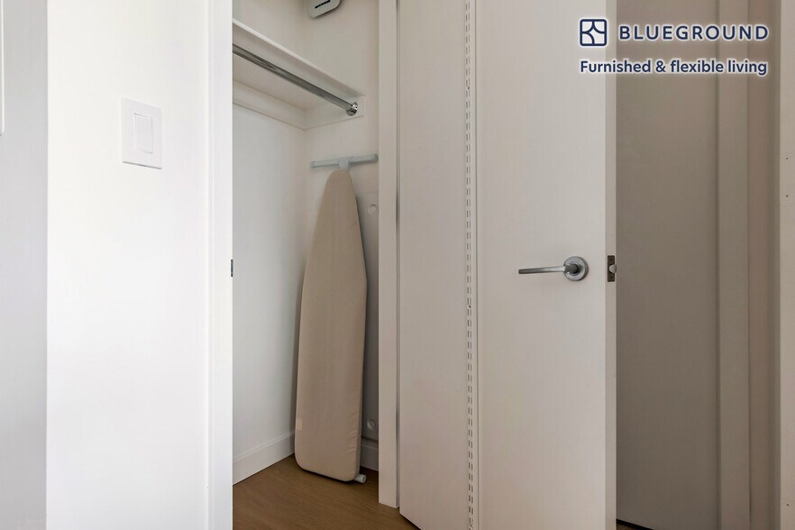 Building Photo - 655 Union St