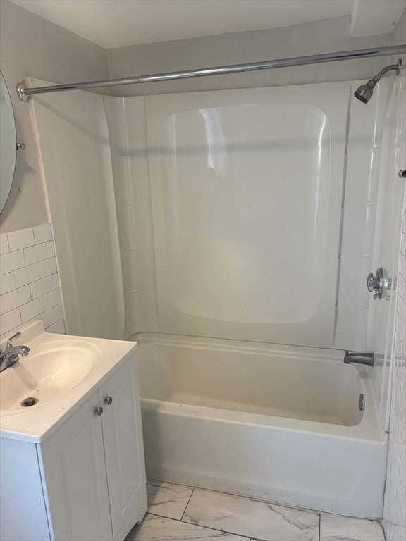 Building Photo - 108 S Common St