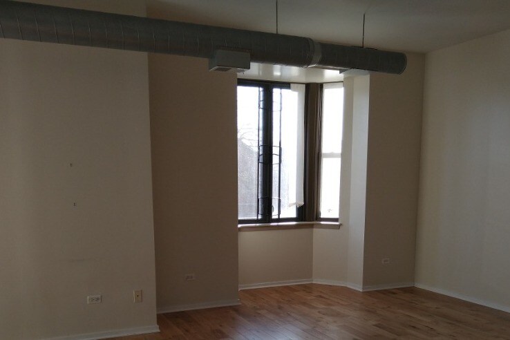 Building Photo - 5200 S Ellis Ave